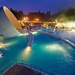 Zenit Panzió Frühstückspension 3*