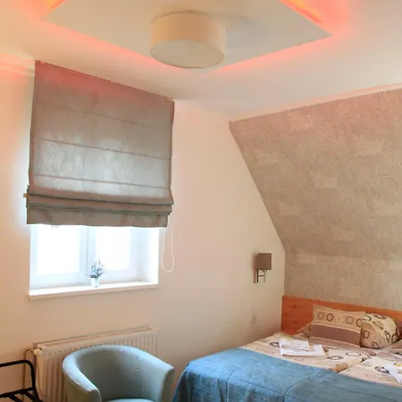 Couette-café Zenit Panzio 3*