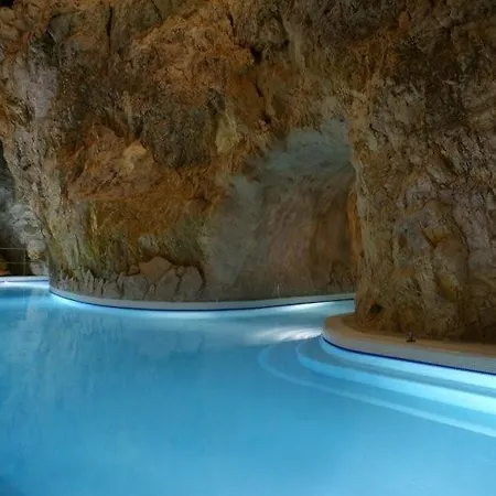 Couette-café Zenit Panzio 3*