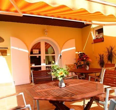 Zenit Panzio Couette-café 3*