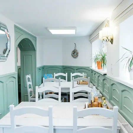 Zenit Panzio Bed & Breakfast Miskolc