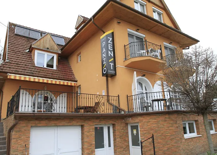 Zenit Panzio 3* 미슈콜츠