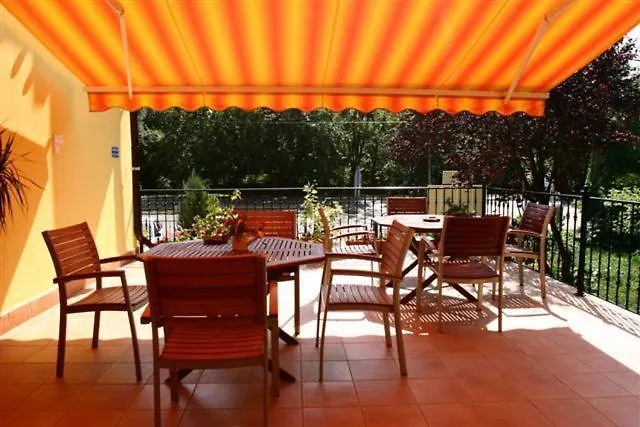 Zenit Panzio B&B 미슈콜츠